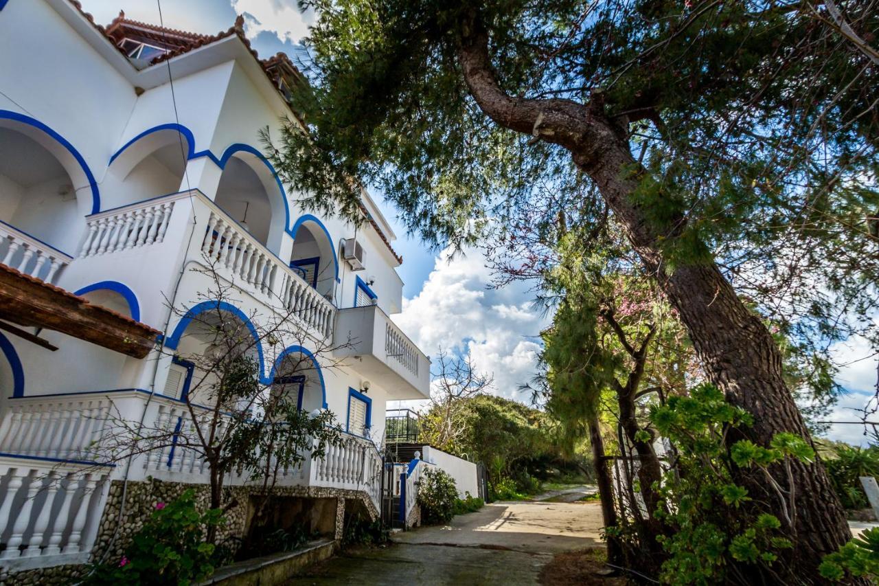 اليكاناس Velendzas Holidays المظهر الخارجي الصورة